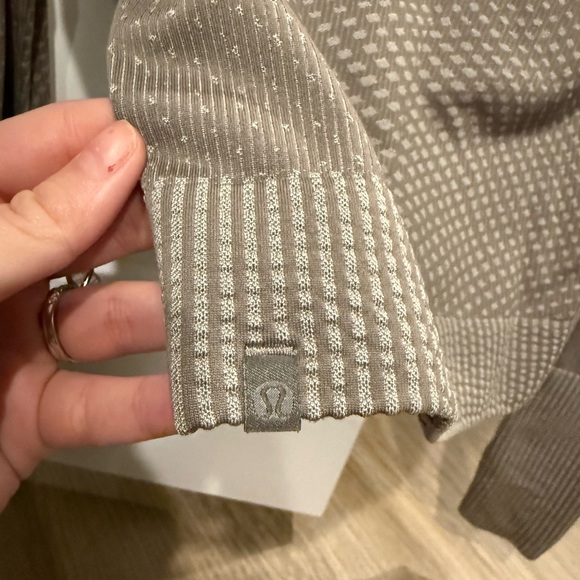 Lululemon quarter zip - Picture 2 of 3